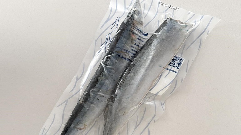 看得出來這包秋刀魚有哪裡怪怪的嗎？