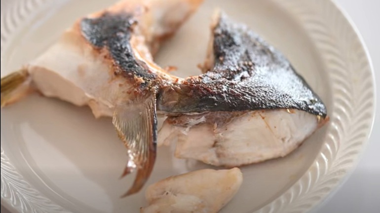 你們知道嗎？漁夫爸爸都會把哪個部位的魚肉留給小孩吃？