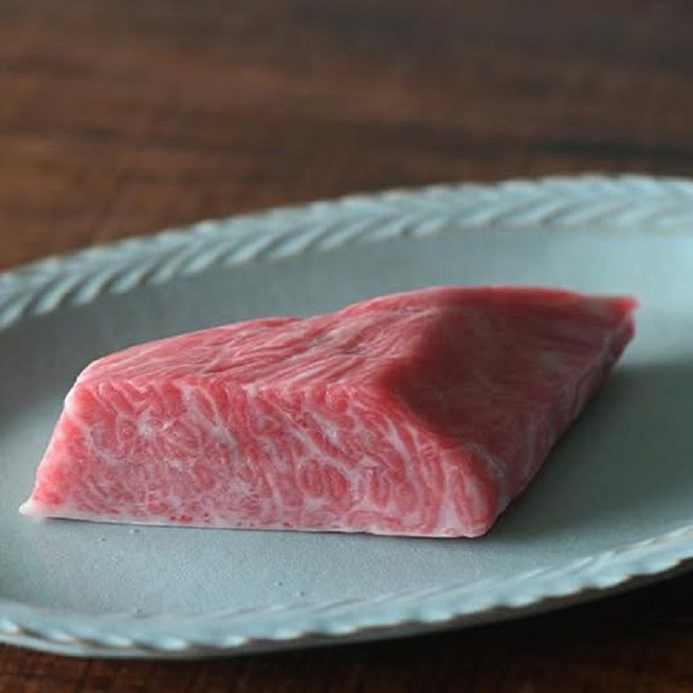 大家最期待的金三角、腦天、大腹，另外今年還新增了猩弟自己私心很愛的「大背赤身」。